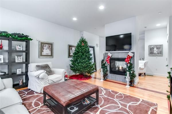 769 Heath Street, Unit 769 Brookline, MA 02467 - Photo 7 of 30