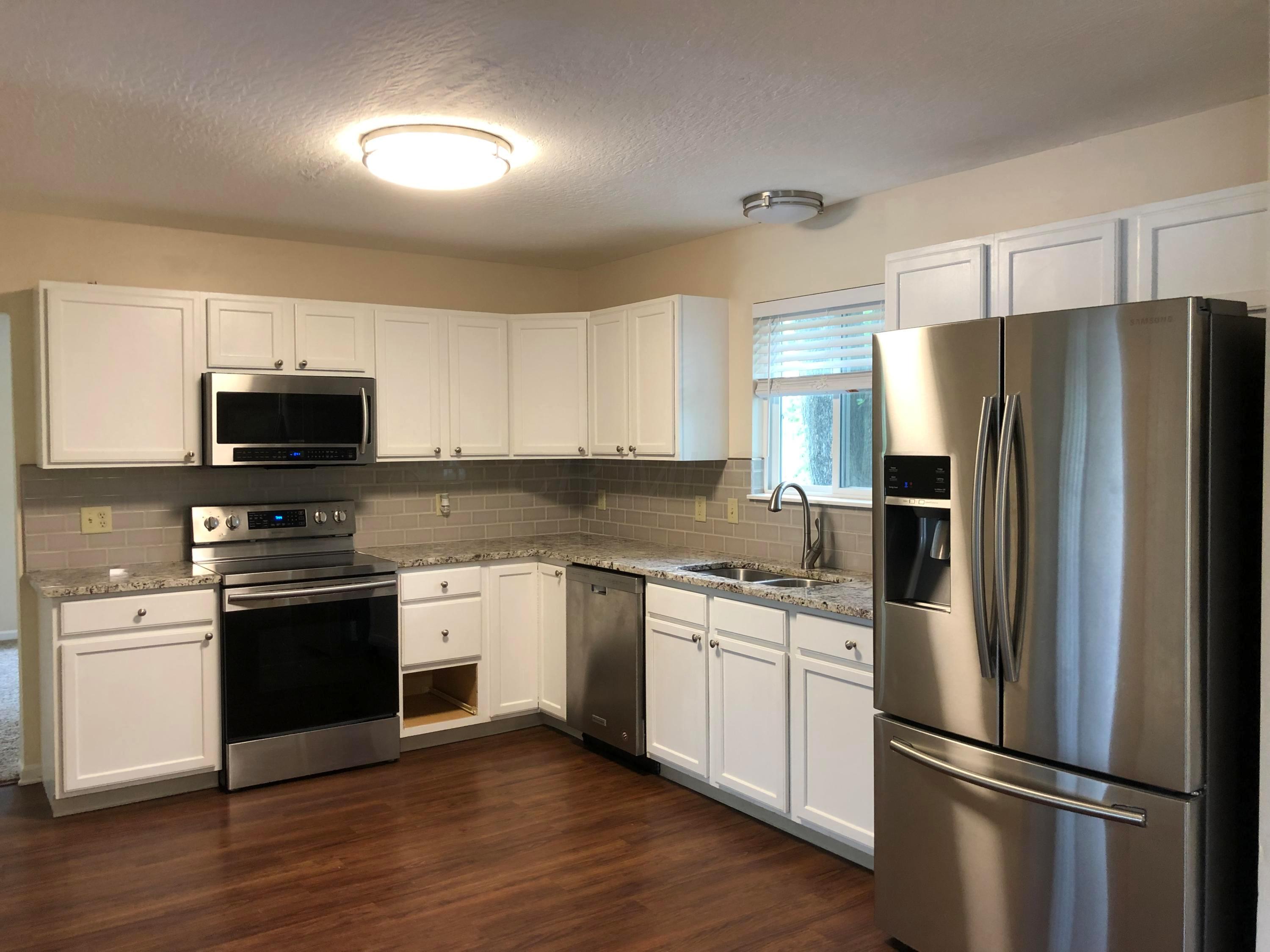 6451 Riverside Drive Powell, OH 43065 - Photo 4 of 18