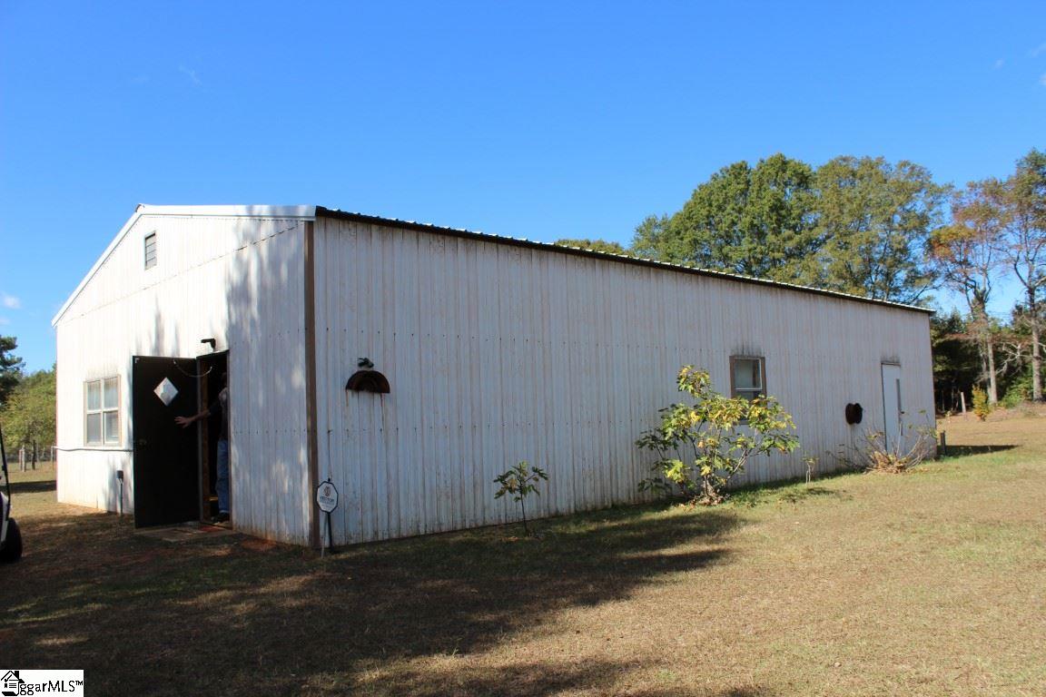 154 Ballard Road Pelzer, SC 29669 - Photo 11 of 32