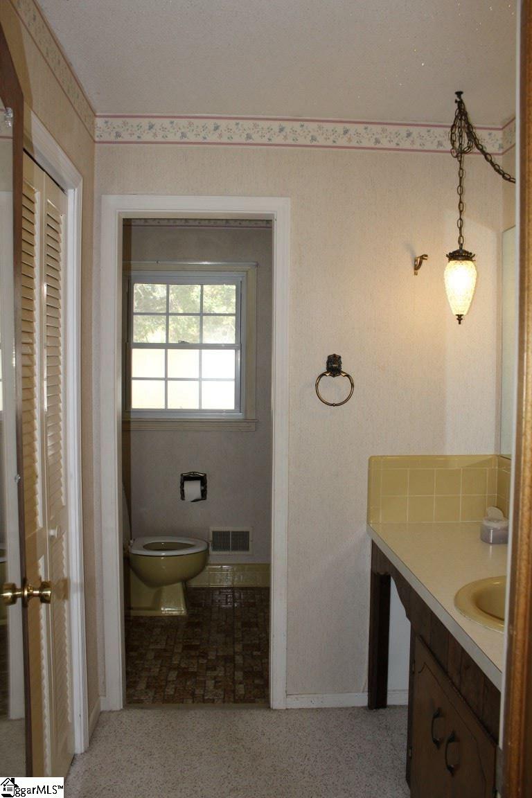154 Ballard Road Pelzer, SC 29669 - Photo 27 of 32
