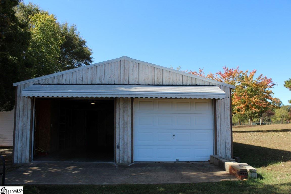 154 Ballard Road Pelzer, SC 29669 - Photo 7 of 32