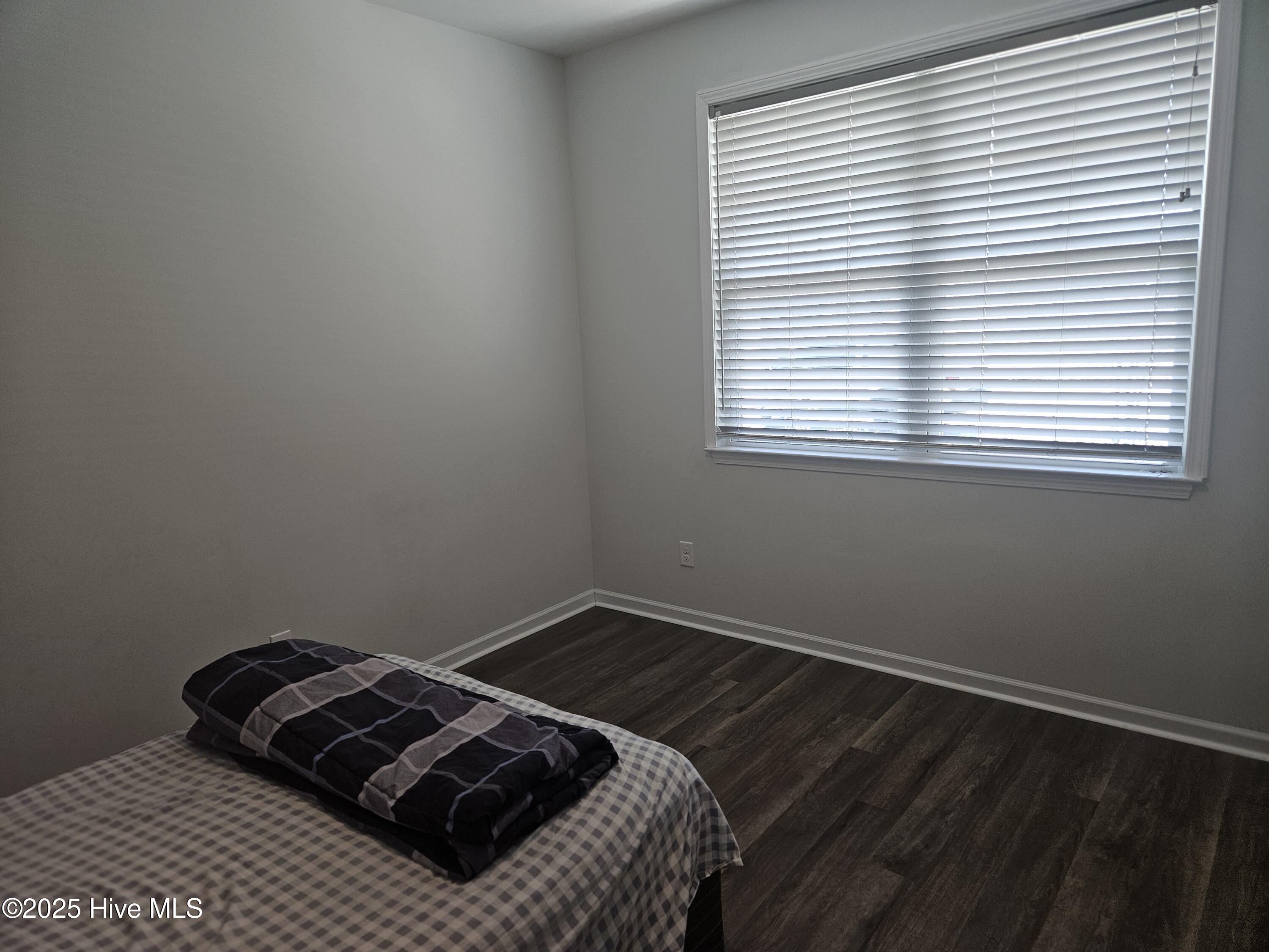 313 Tributary Circle Wilmington, NC 28401 - Photo 15 of 15 20250328_122827_resized_1