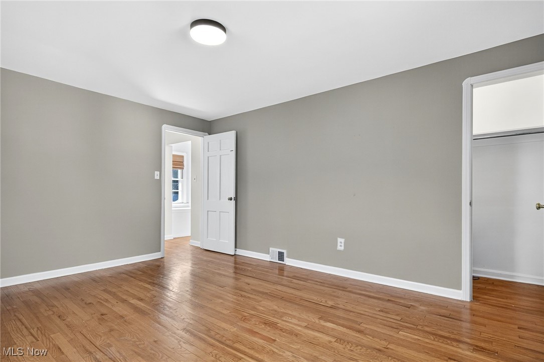 1078 Winston Road Cleveland, OH 44121 - Photo 26 of 47