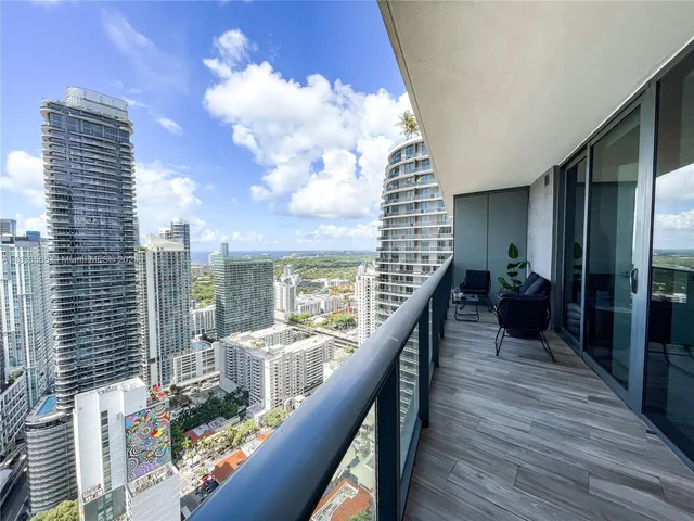 $1,149,000 | 801 South Miami Avenue, Unit 4204, Miami, FL 33131