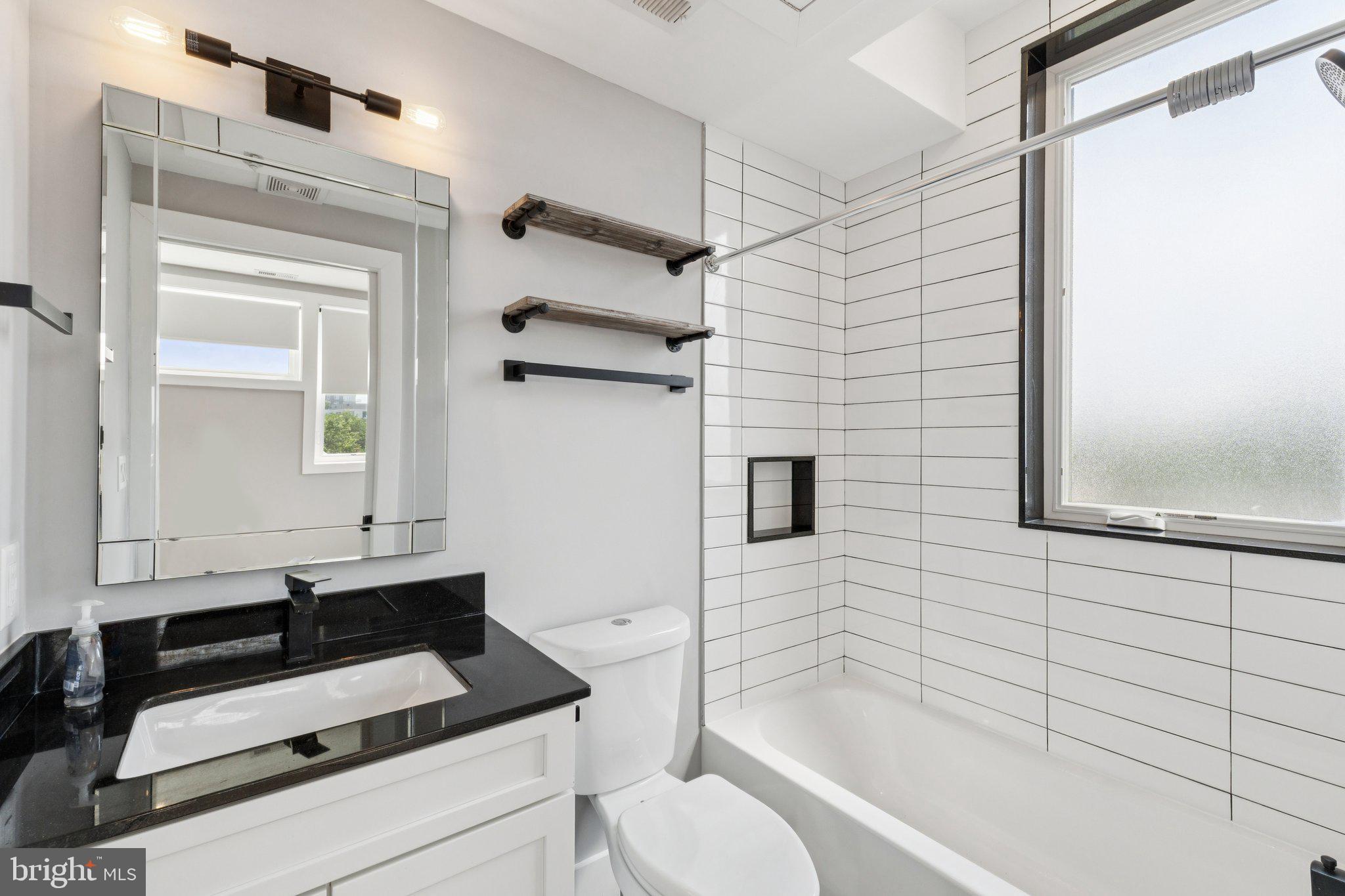 1915 H Street Northeast, Unit PH2 Washington, DC 20002 - Photo 16 of 21