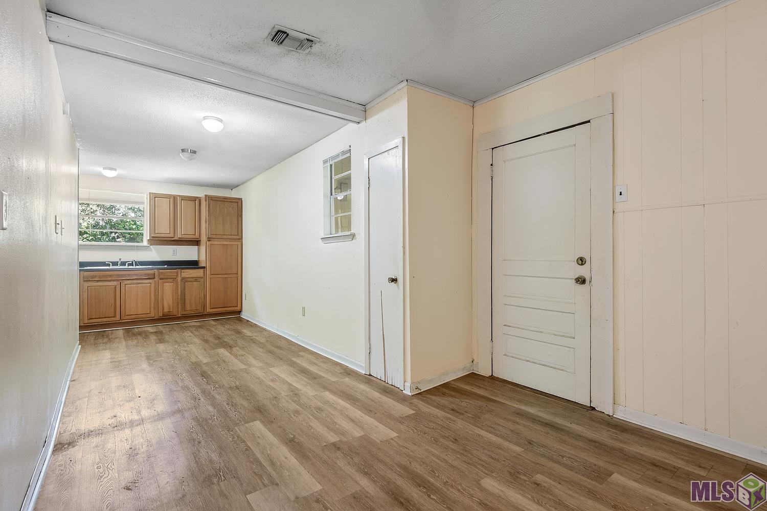 2537 68th Avenue Baton Rouge, LA 70807 - Photo 4 of 11 Gallery Image 4