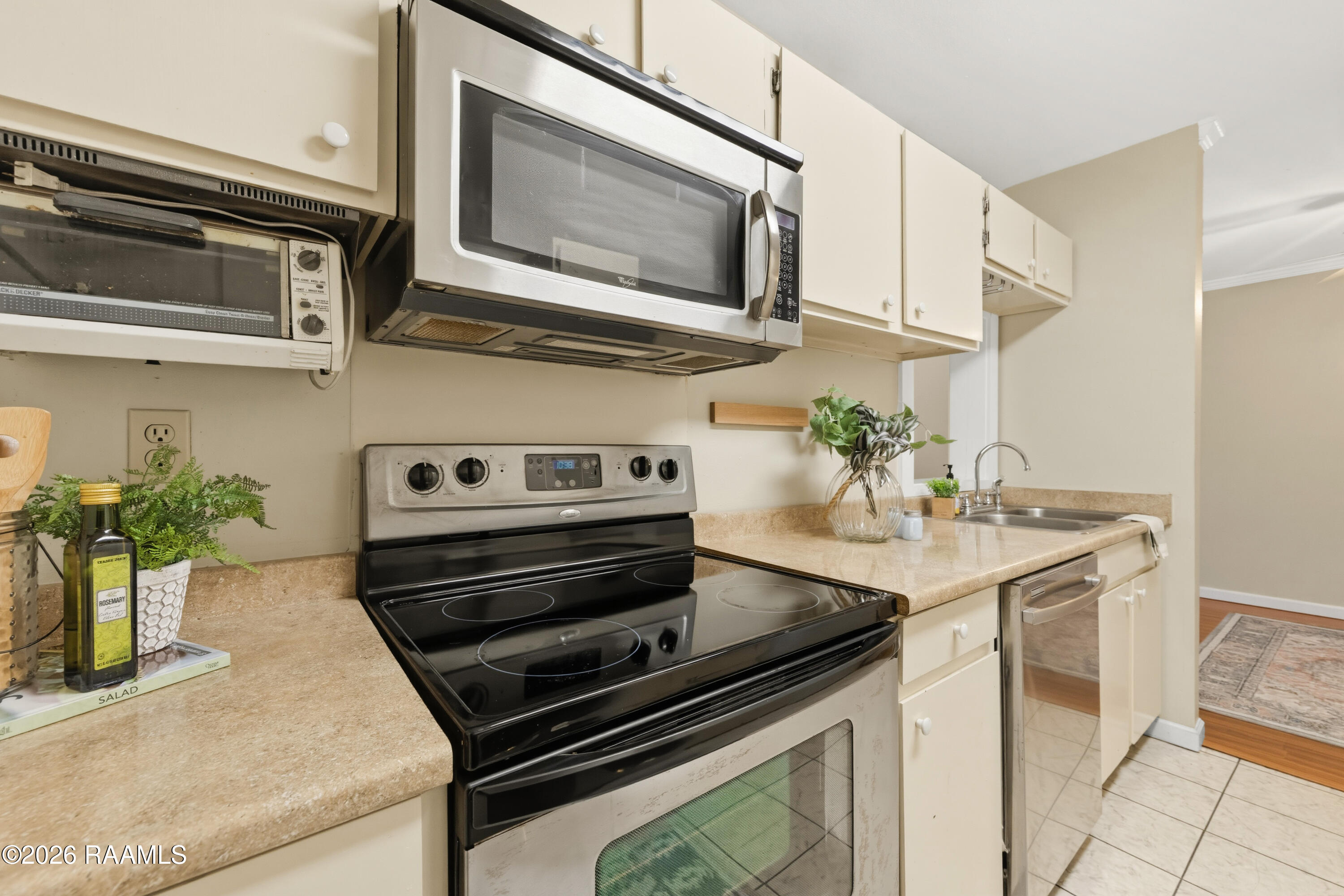 701 South College Road, Unit 208 Lafayette, LA 70503 - Photo 13 of 21 701SCollege#208-29