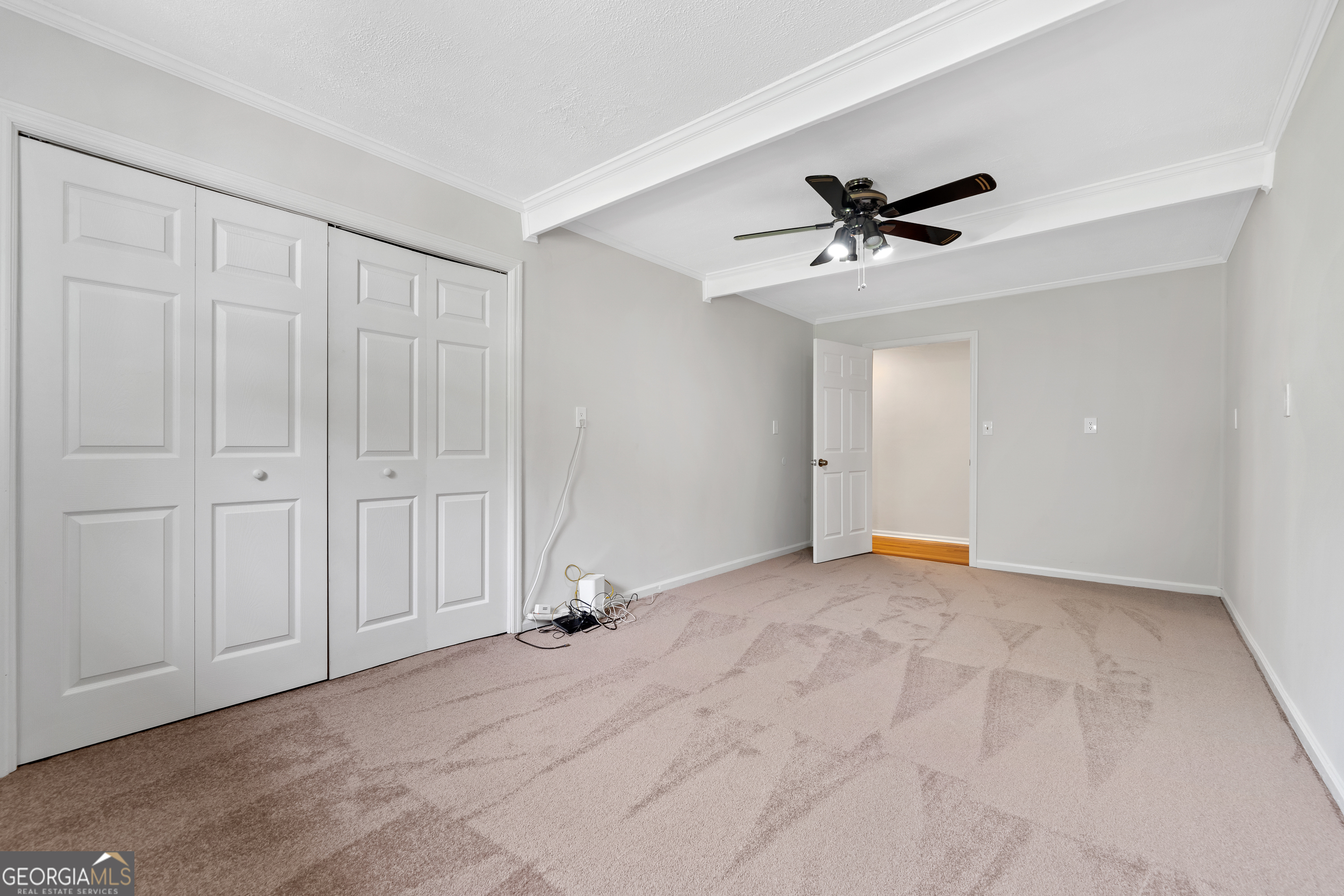 274 South Steel Bridge Road Eatonton, GA 31024 - Photo 17 of 39 wooden floor in an empty room