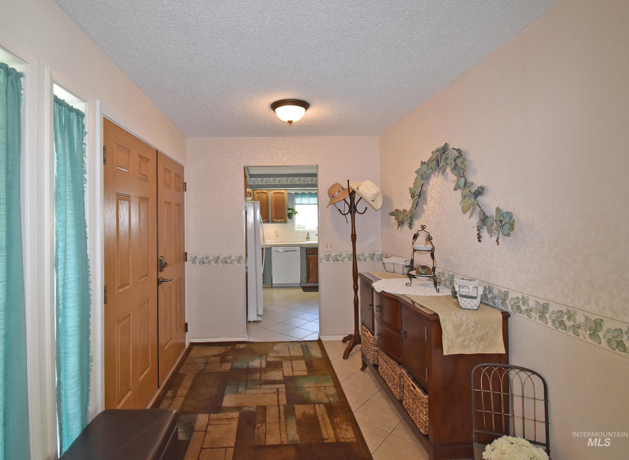 413 Garfield Street Asotin, WA 99402 - Photo 3 of 50