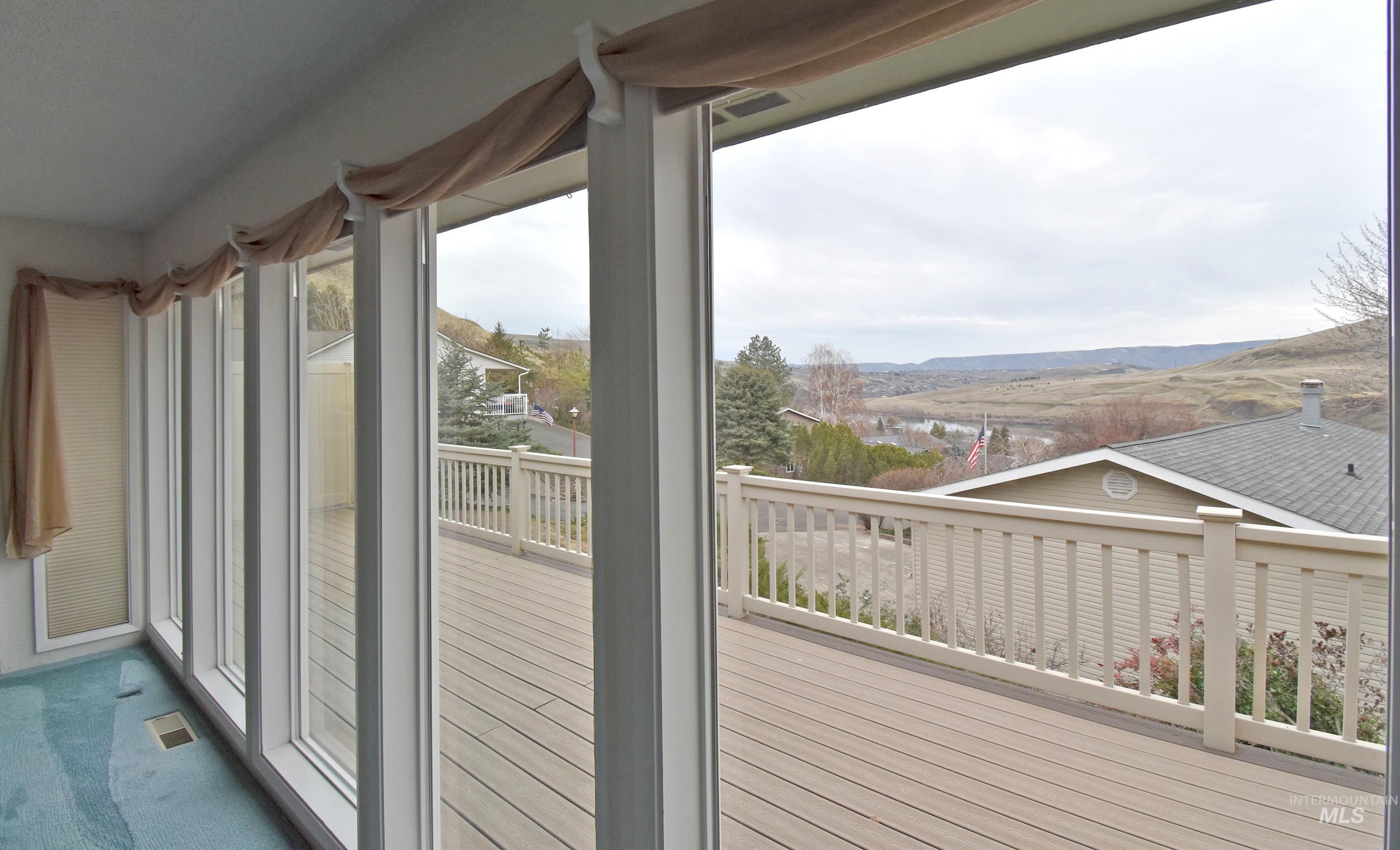 413 Garfield Street Asotin, WA 99402 - Photo 10 of 49