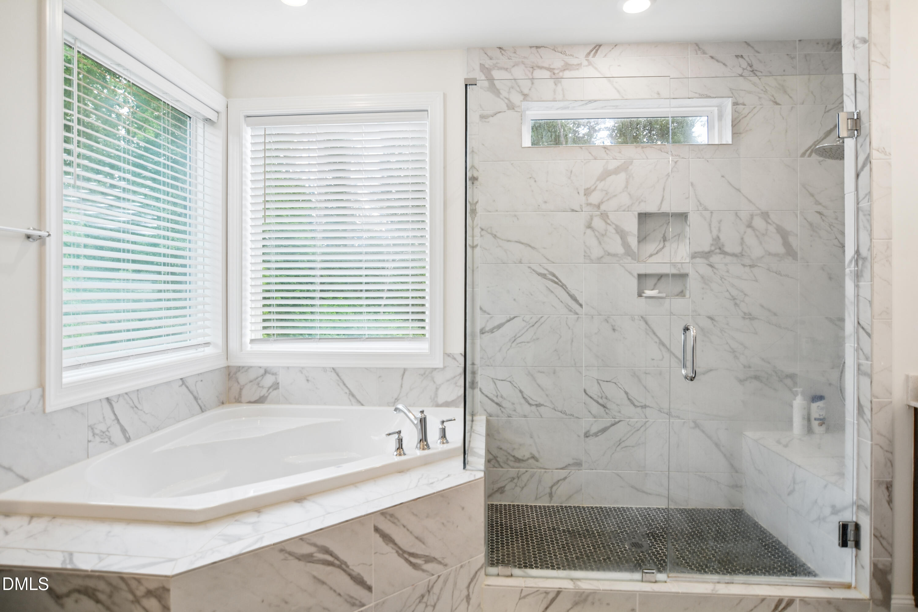 1529 Meadows Bank Way Raleigh, NC 27603 - Photo 27 of 37 32