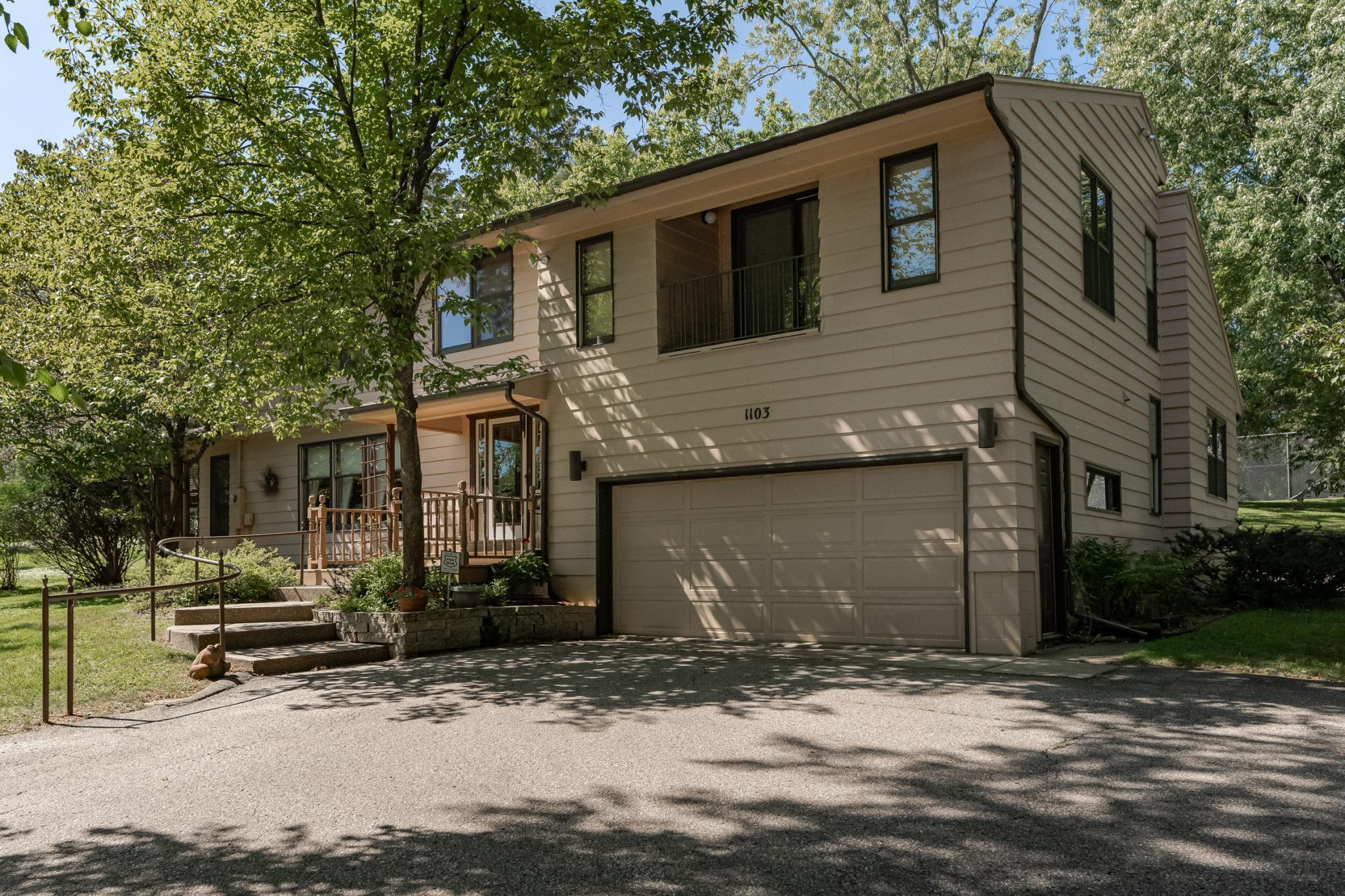 1103 Skyline Drive Southwest Rochester, MN 55902 - Photo 5 of 55