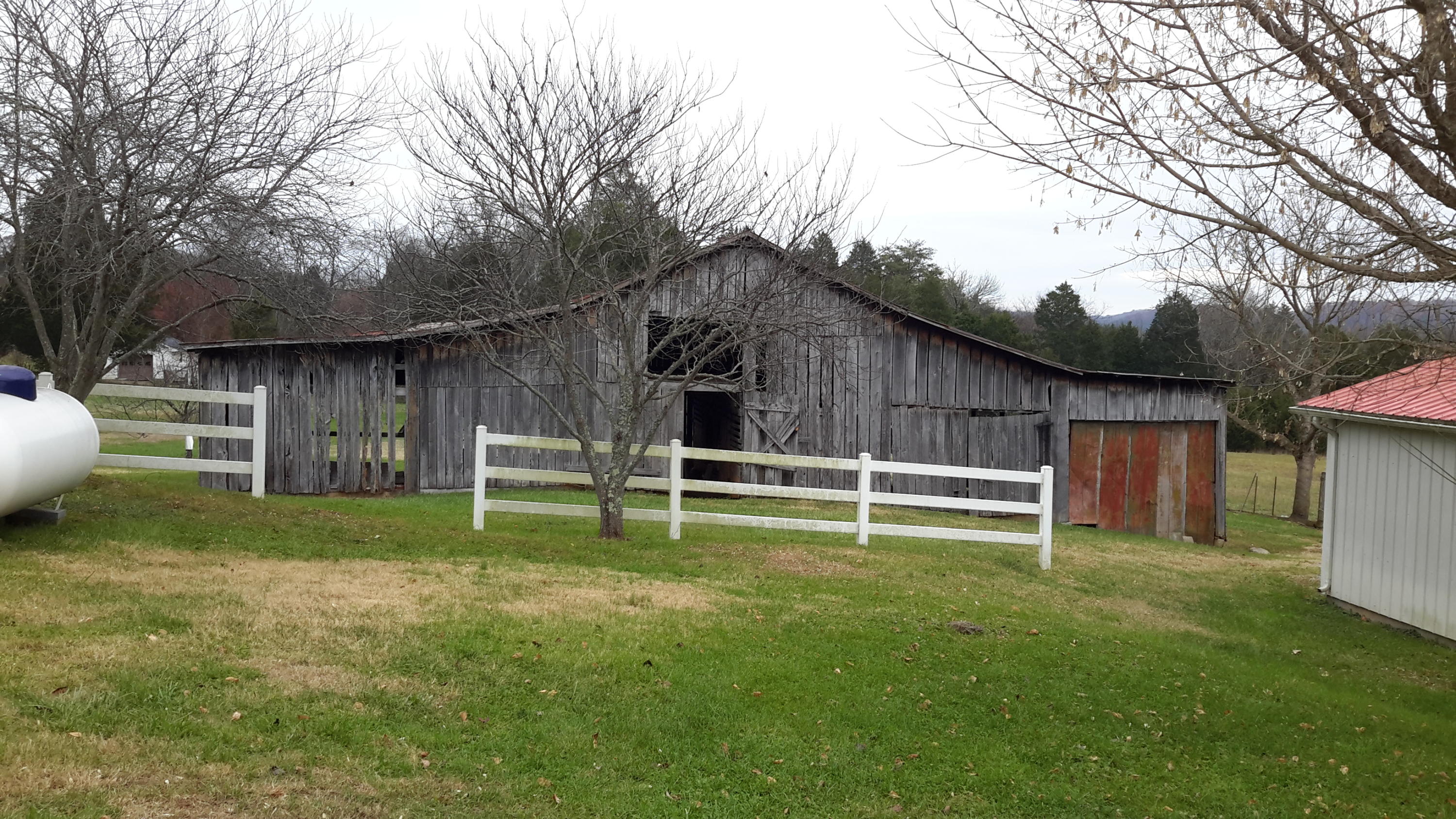 849 Kodak Road Kodak, TN 37764 - Photo 19 of 24 20151128_121215