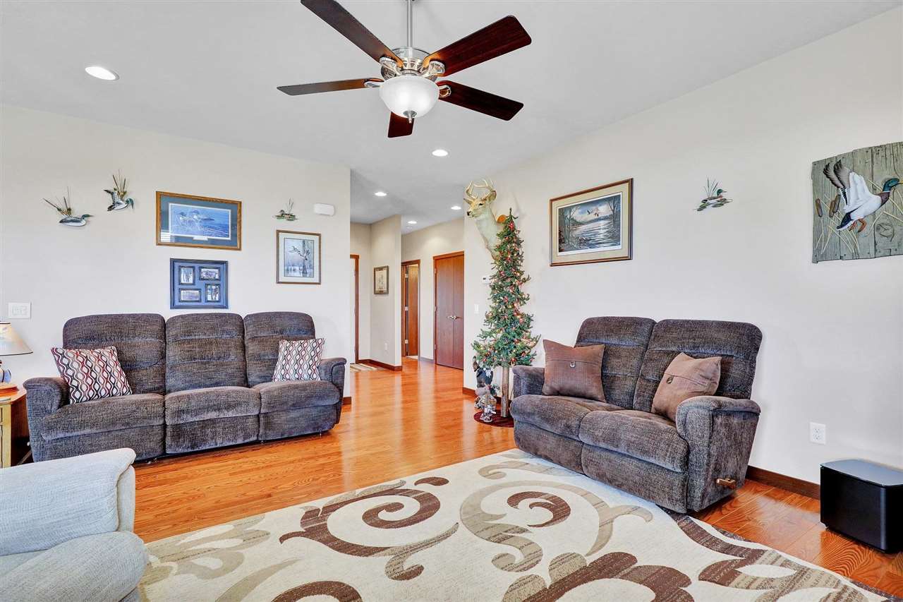1251 Amelith Road Bay City, MI 48706 - Photo 4 of 46 Gallery Image 4