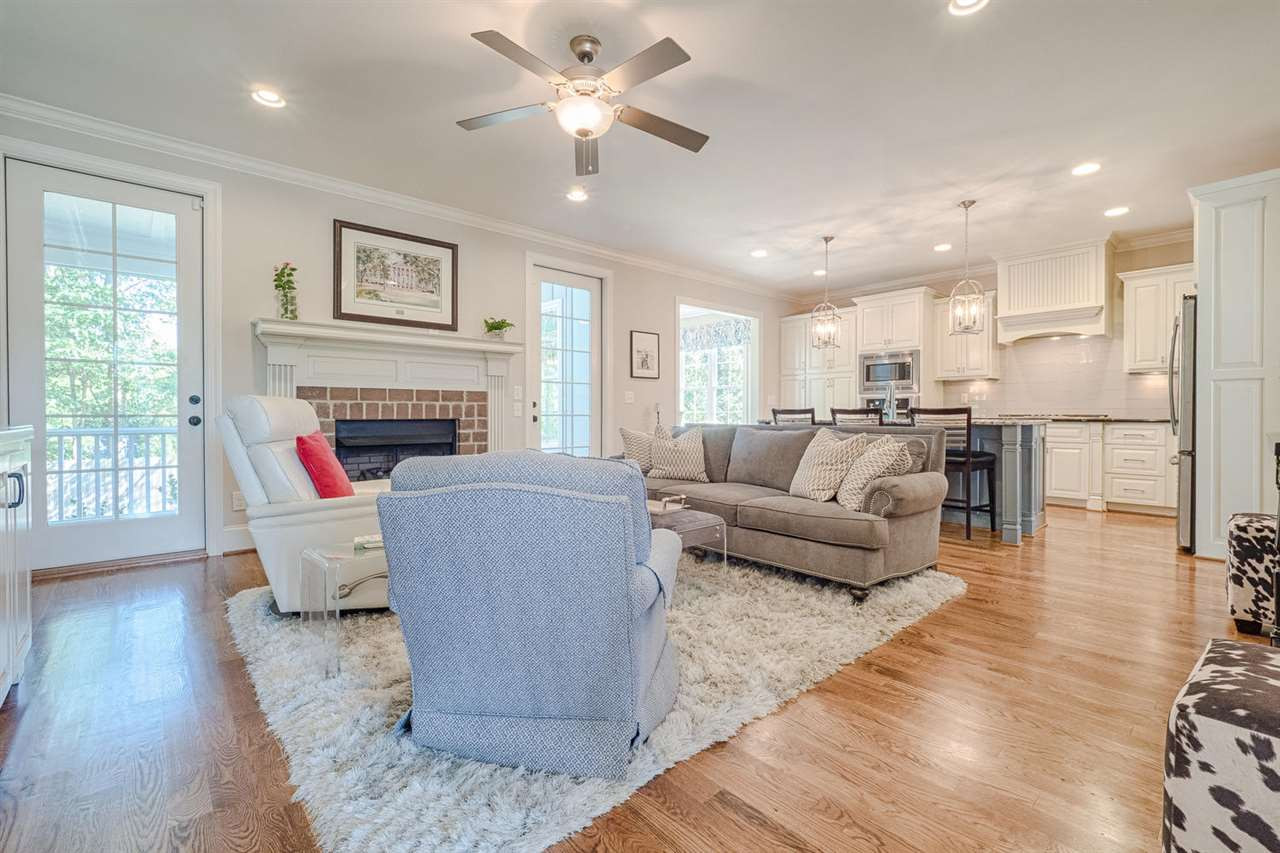 840 Shelley Road Raleigh, NC 27609 - Photo 4 of 25 Family Room