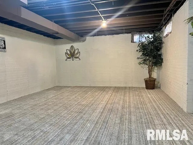 $189,000 | 3550 Devils Glen Road, Bettendorf, IA 52722