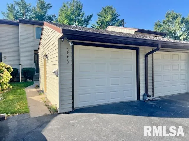 $189,000 | 3550 Devils Glen Road, Bettendorf, IA 52722