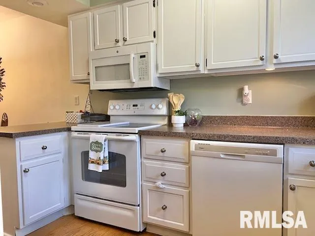 $189,000 | 3550 Devils Glen Road, Bettendorf, IA 52722