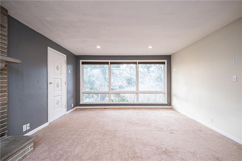 162 Oak Road Gibsonia, PA 15044 - Photo 14 of 25 Gallery Image 14