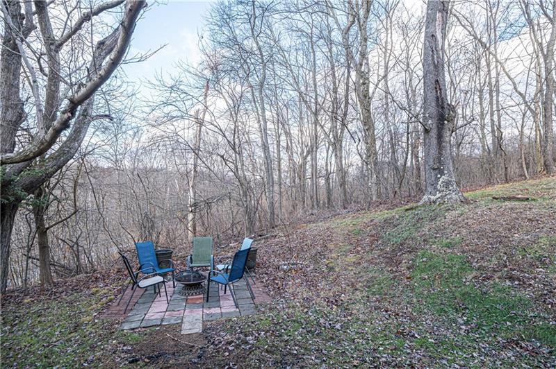 162 Oak Road Gibsonia, PA 15044 - Photo 22 of 25 Gallery Image 22