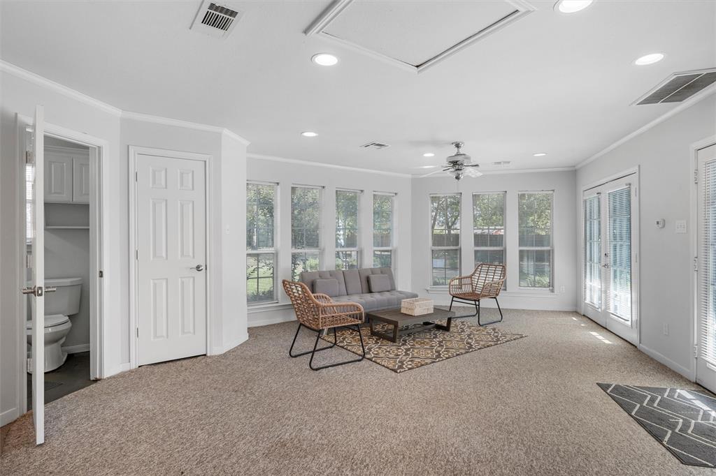 11209 Tree Lake Drive Waco, TX 76708 - Photo 35 of 40 a living room with furniture and a large window