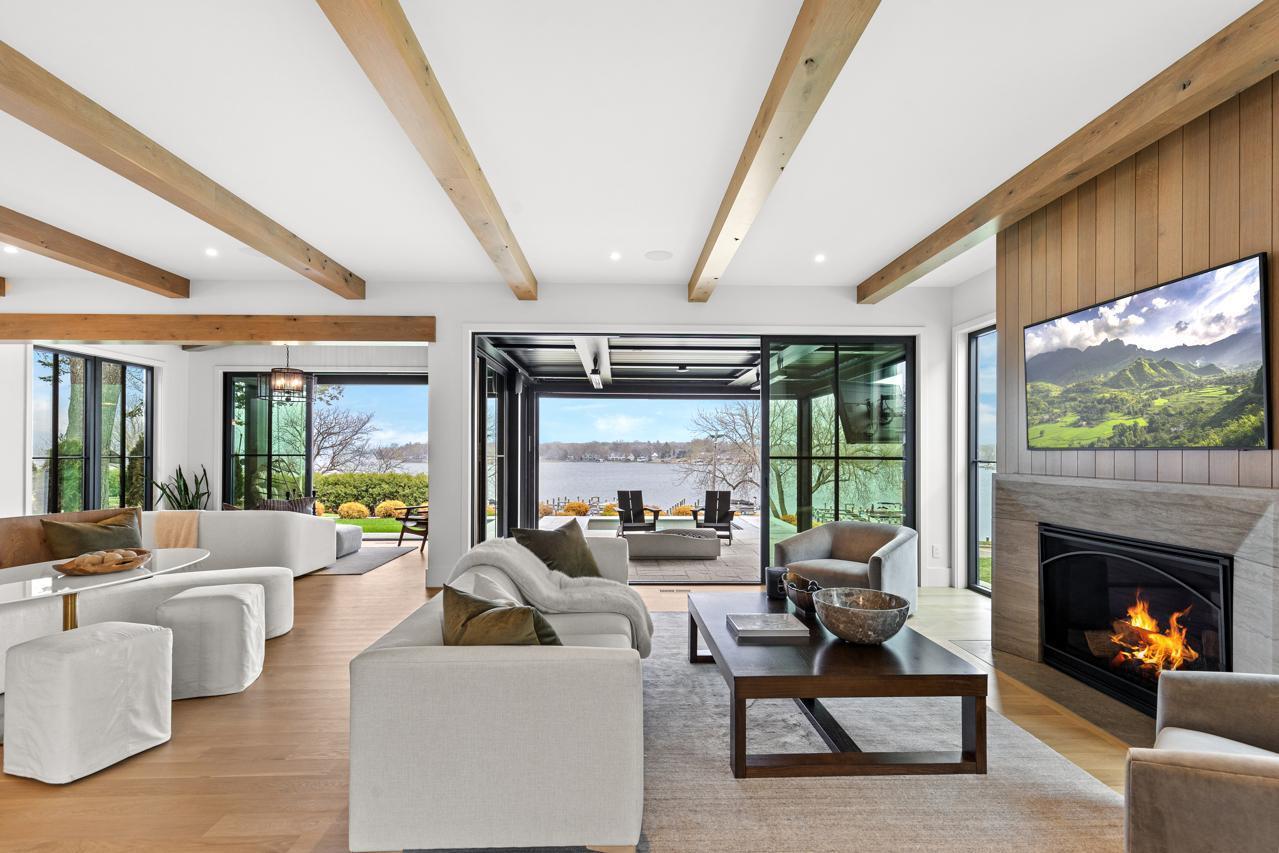 254 Lake Street Excelsior, MN 55331 - Photo 3 of 44