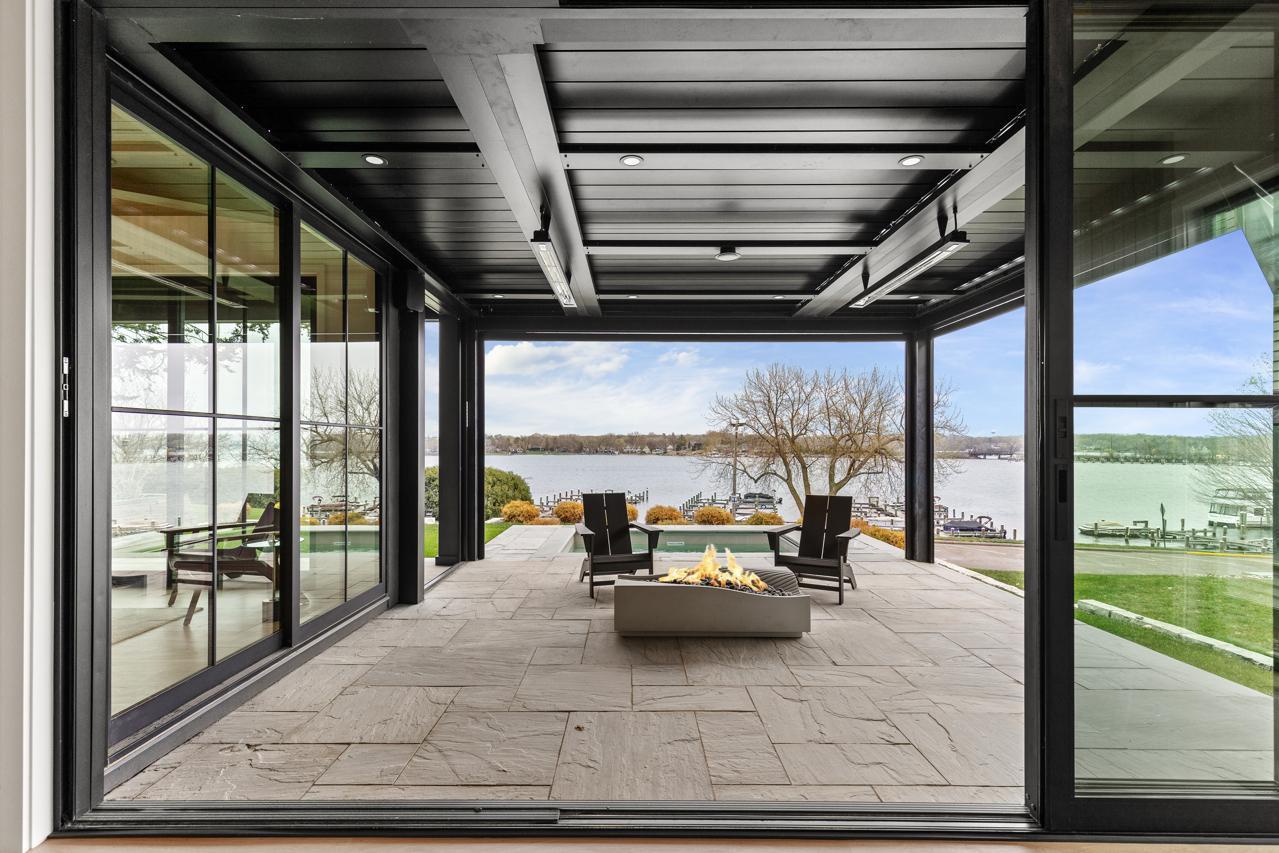 254 Lake Street Excelsior, MN 55331 - Photo 7 of 44