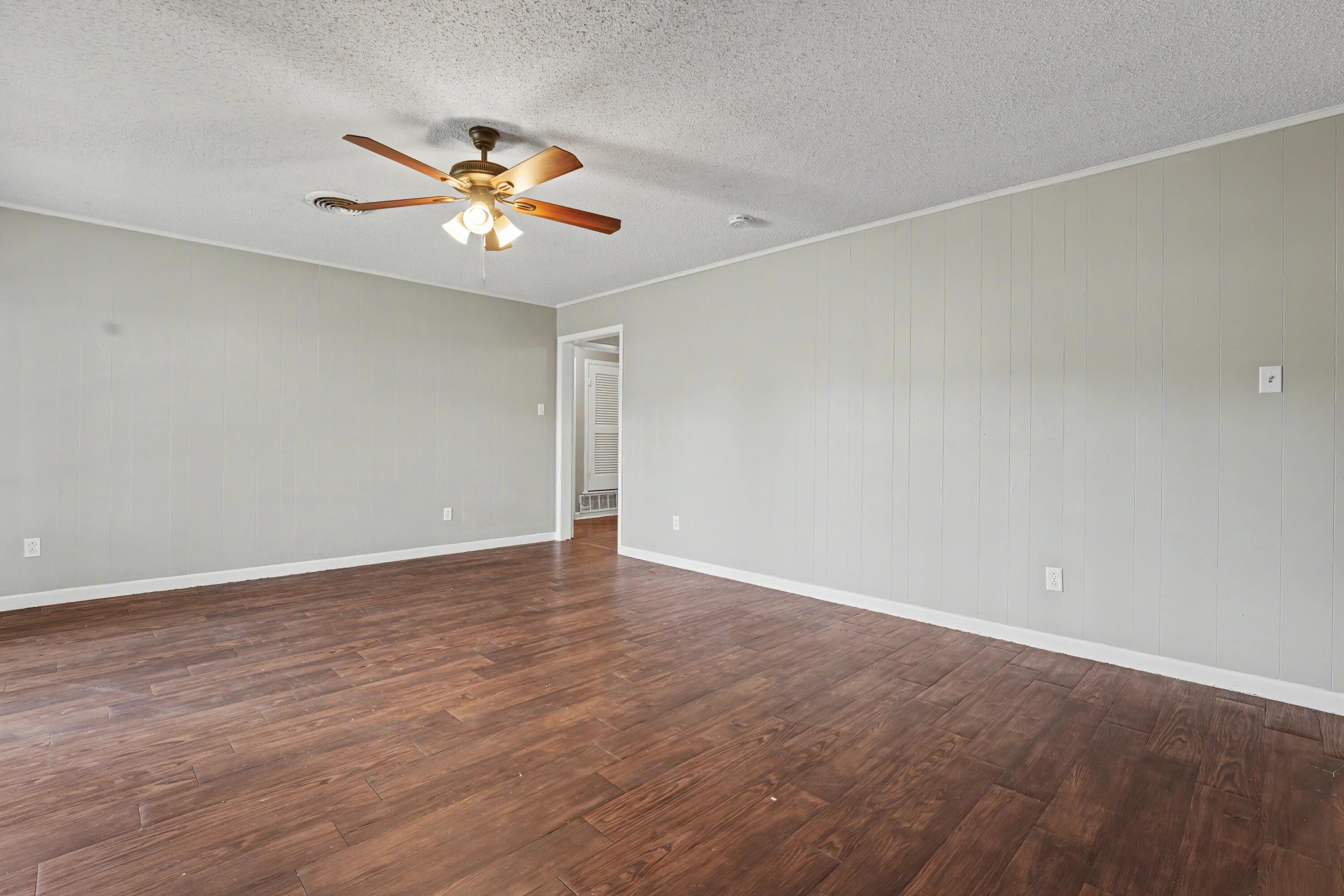 5601 37th Street Lubbock, TX 79407 - Photo 4 of 23 DSC05097