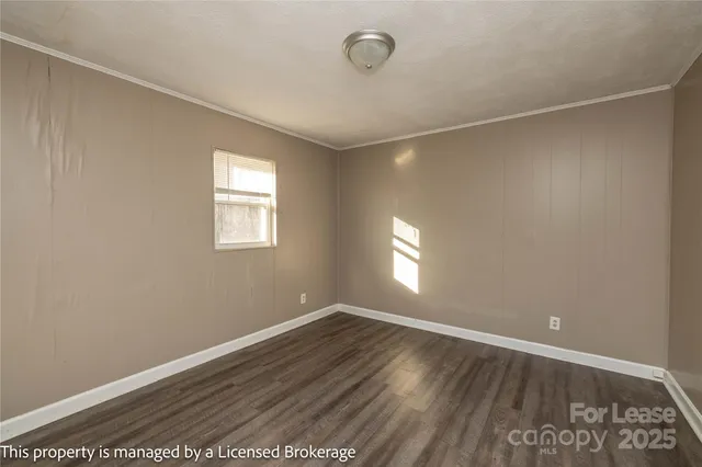 $975 | 213 Roslyn Road, Troy, NC 27371