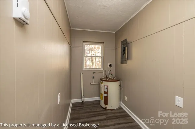 $975 | 213 Roslyn Road, Troy, NC 27371