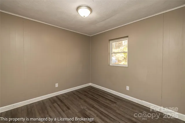 $975 | 213 Roslyn Road, Troy, NC 27371