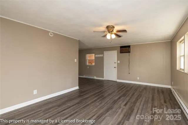 $975 | 213 Roslyn Road, Troy, NC 27371