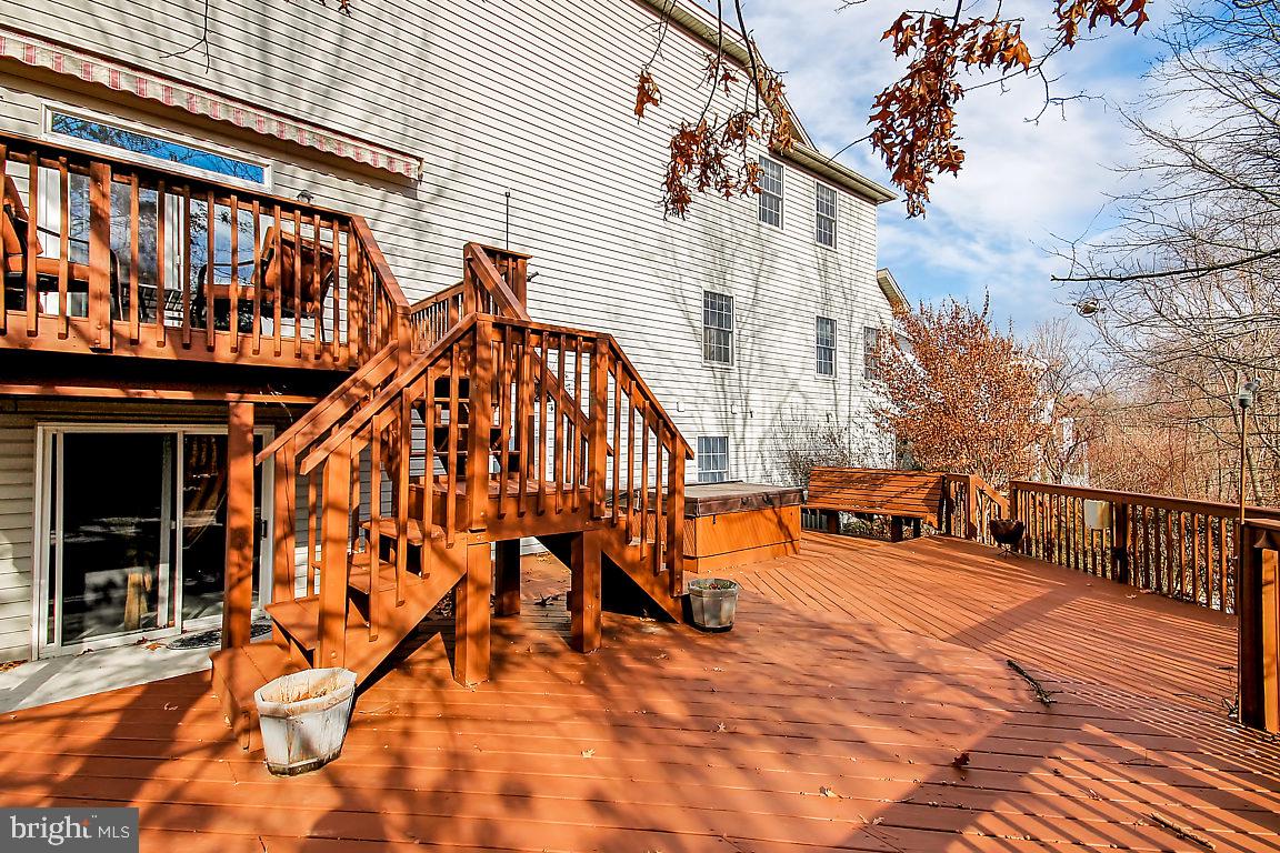 2090 Brigade Road Enola, PA 17025 - Photo 29 of 35 Deck