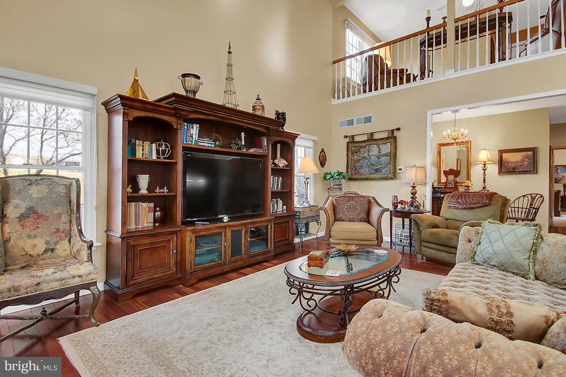 2090 Brigade Road Enola, PA 17025 - Photo 5 of 35 Living Room