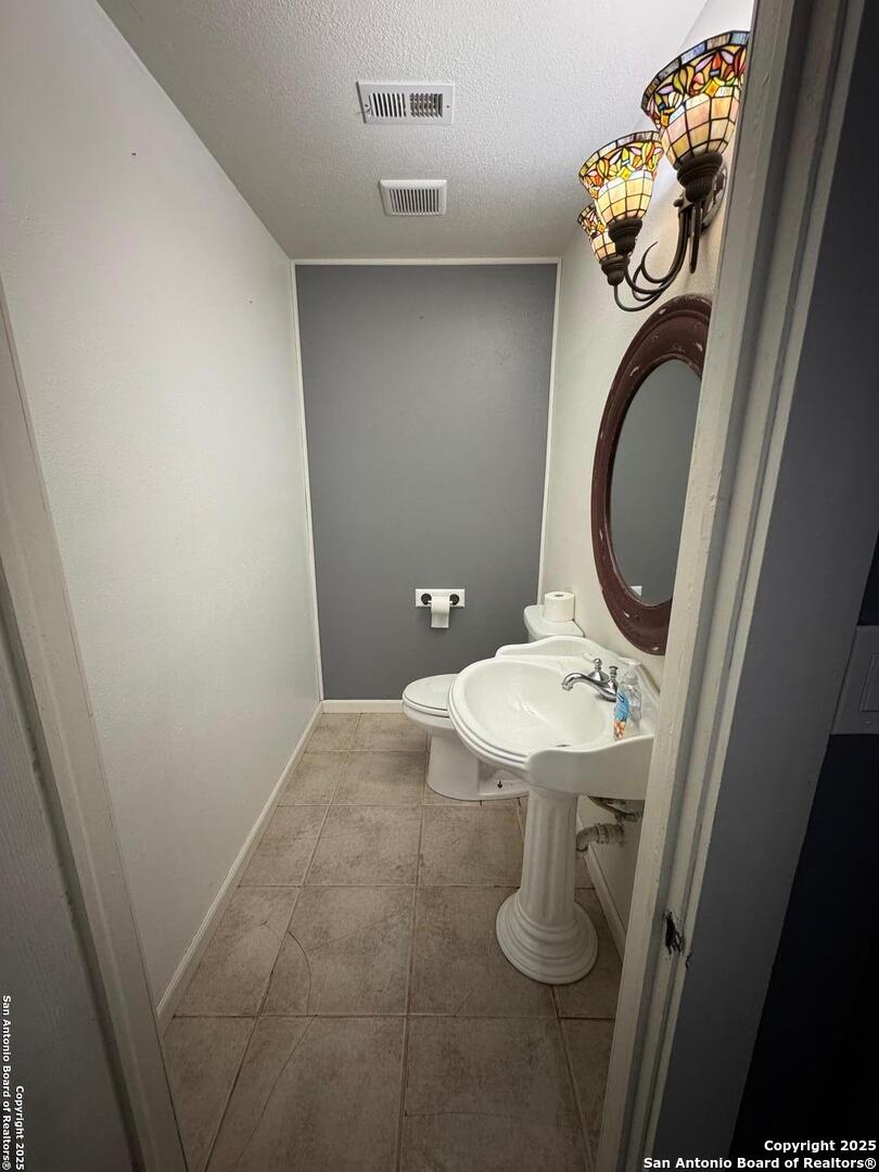 300 East Church Street Three Rivers, TX 78071 - Photo 13 of 35