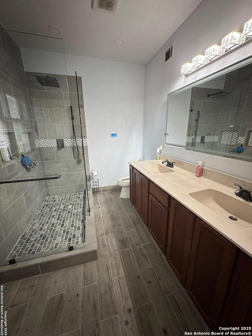 300 East Church Street Three Rivers, TX 78071 - Photo 16 of 35