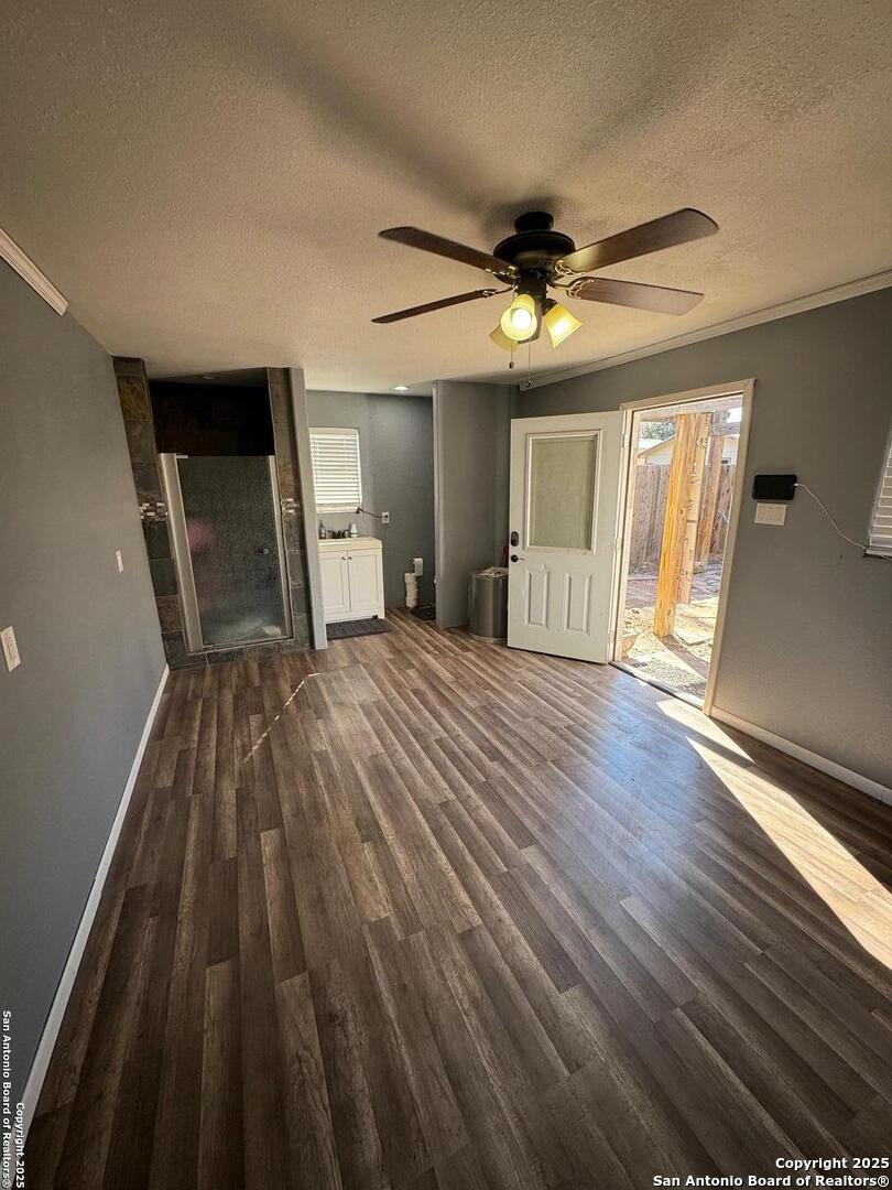 300 East Church Street Three Rivers, TX 78071 - Photo 26 of 35