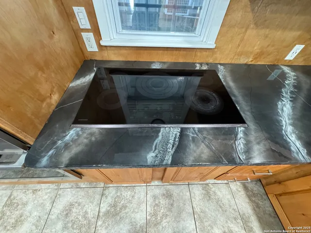 $430,000 | 300 East Church Street, Three Rivers, TX 78071