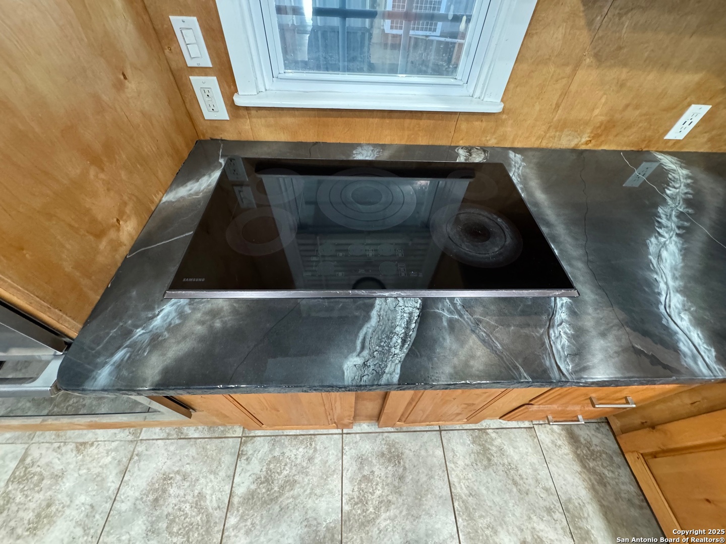 300 East Church Street Three Rivers, TX 78071 - Photo 8 of 35