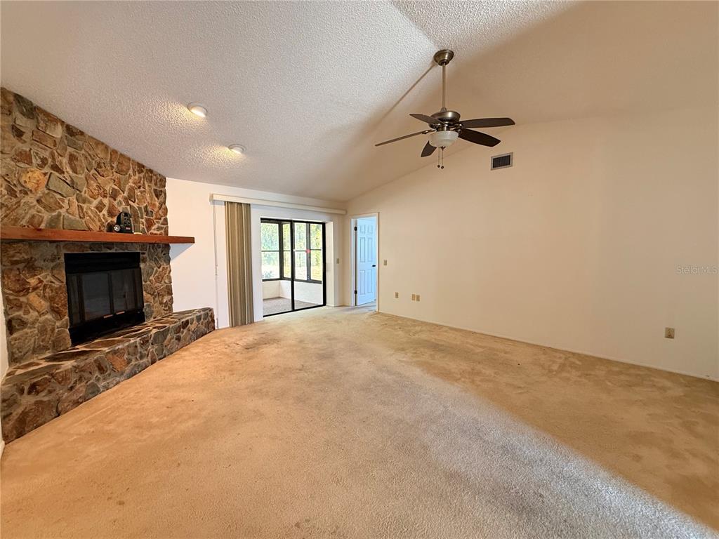 9264 Manchester Street Spring Hill, FL 34606 - Photo 8 of 40