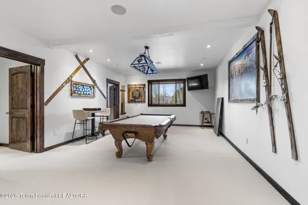 $8,850,000 | 735 Upper Redmond Drive, Jackson, WY 83001