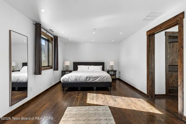 $8,850,000 | 735 Upper Redmond Drive, Jackson, WY 83001