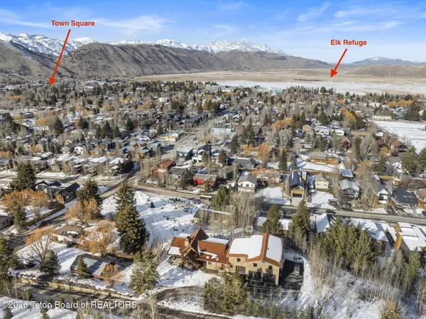 $8,850,000 | 735 Upper Redmond Drive, Jackson, WY 83001