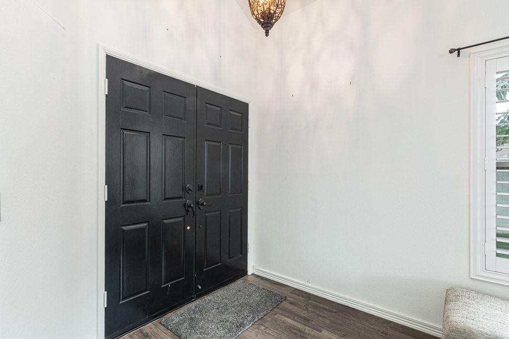 31841 Monique Circle Temecula, CA 92591 - Photo 8 of 52