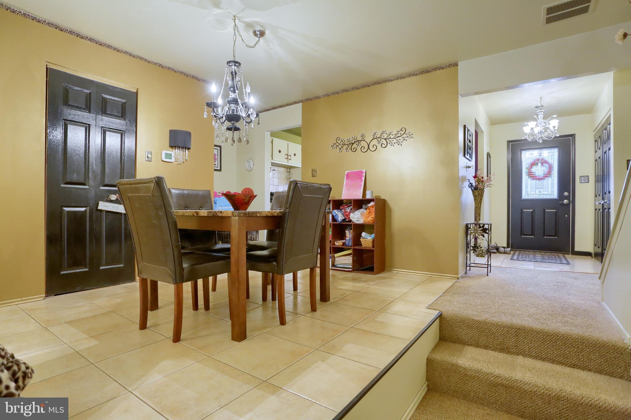 1244 Fox Run Reading, PA 19606 - Photo 9 of 28 Gallery Image 9