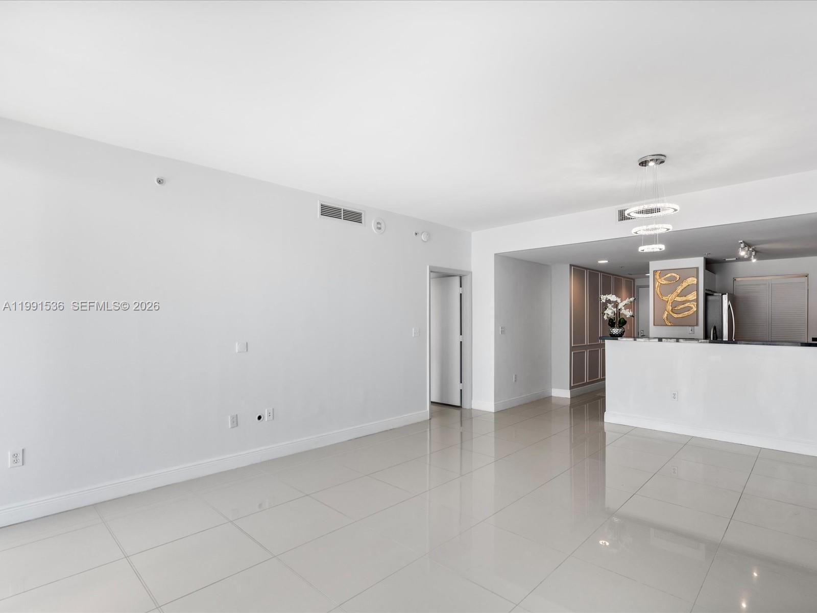 244 Biscayne Boulevard, Unit 1605 Miami, FL 33132 - Photo 12 of 46 a view of an empty room