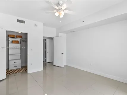 $470,000 | 244 Biscayne Boulevard, Unit 1605, Miami, FL 33132