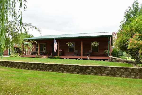 $599,900 | 1610 Plum Street, Grasston, MN 55030