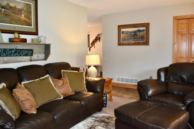 $599,900 | 1610 Plum Street, Grasston, MN 55030