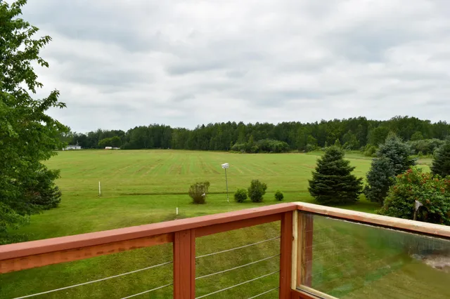 $599,900 | 1610 Plum Street, Grasston, MN 55030